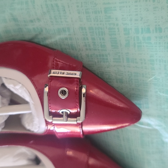 Anne Klein red heels size 8 ruby red - Picture 2 of 5
